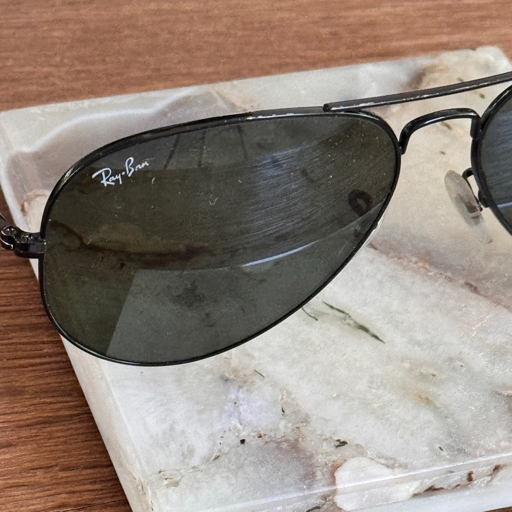 Ray-Ban Classic Black Aviator Metal Sunglasses 3025 135 53 14 unisex - Picture 5 of 9
